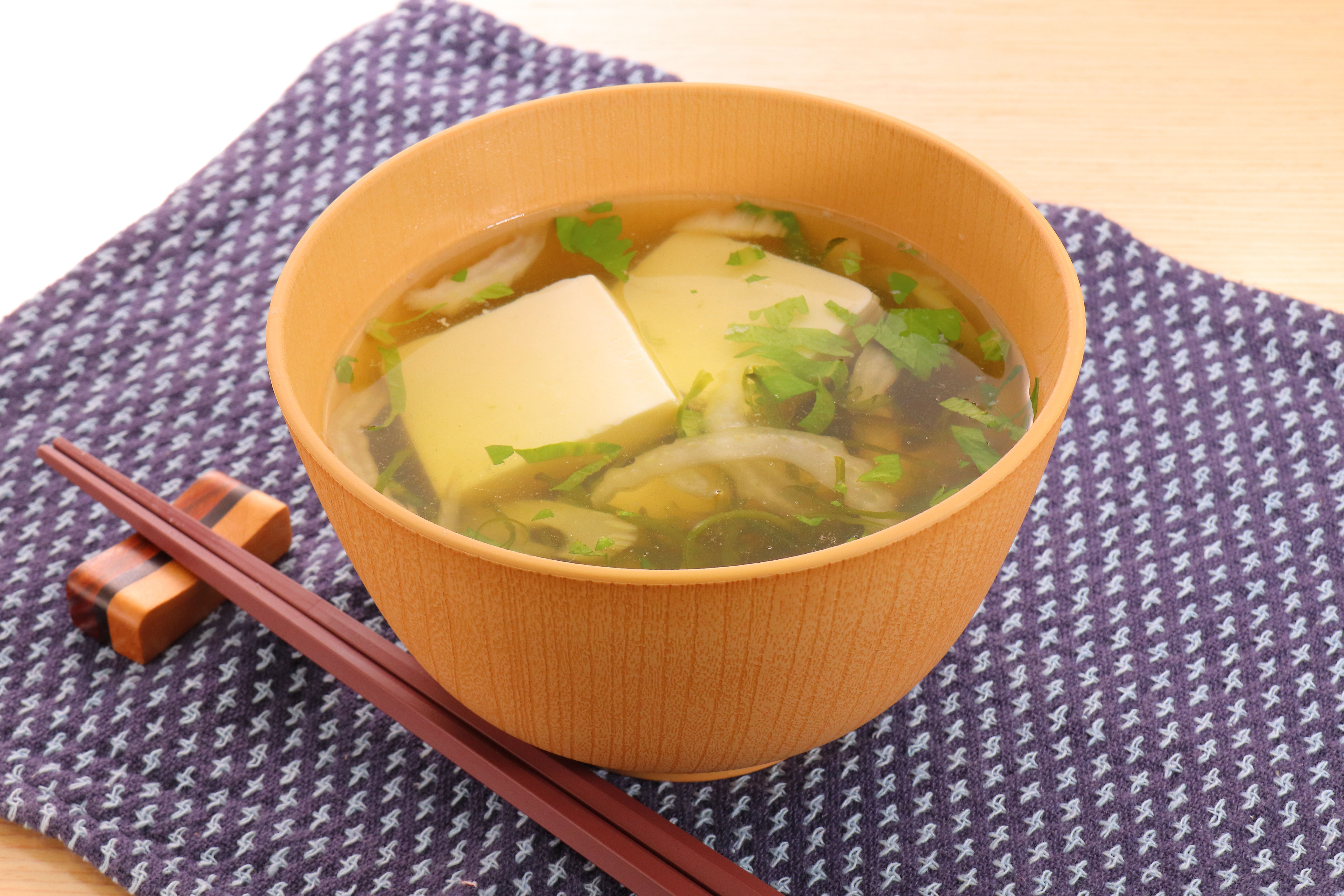 めかぶとセロリのとろみ豆腐 サムネイル画像